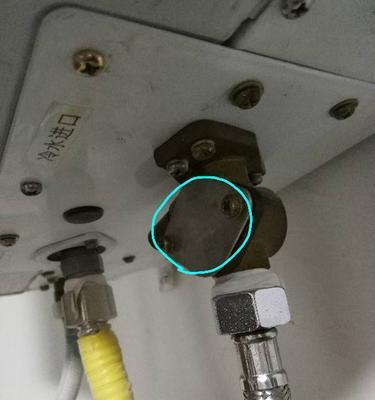 热水器内胆漏水的维修方法（解决热水器内胆漏水问题的有效措施）