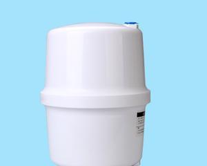 如何处理净水器内水桶漏水问题（解决净水器内水桶漏水的简易方法）