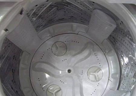 如何以最快速度拆解洗衣机（实用技巧帮你迅速完成洗衣机的拆解任务）