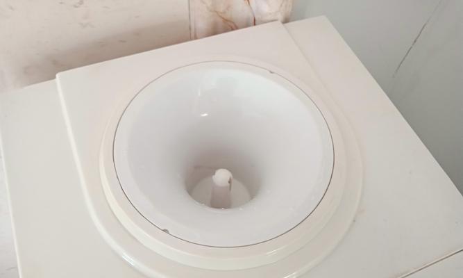 饮水机清洗全攻略（拆开清洗）