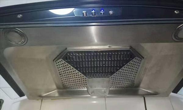 垃圾油清洗的方法与技巧（以油烟机垃圾油清洗为例）