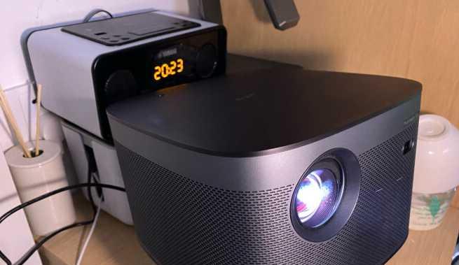 投影仪外置音箱如何正确接线？接线后音质有改善吗？