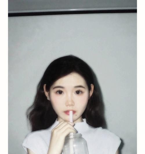 如何使用ccd自拍镜进行手机拍照？效果如何？